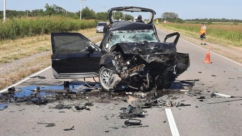 Tragedia en Córdoba: dos personas y un niño murieron en un choque frontal