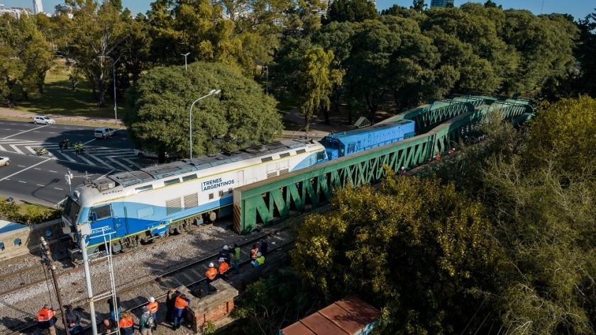 Línea San Martín: Terminaron los trabajos sobre el puente de Palermo