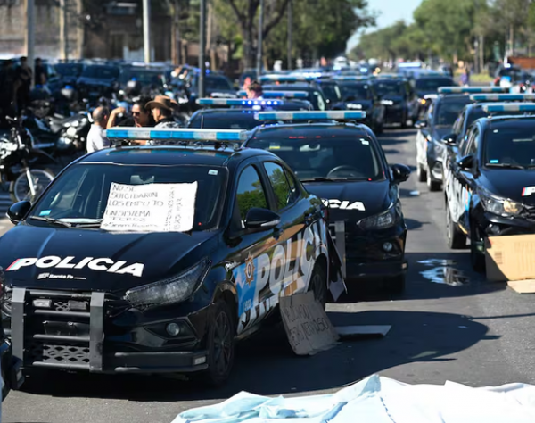 Las protestas en la Policía de Santa Fe generaron 20 pases a disponibilidad