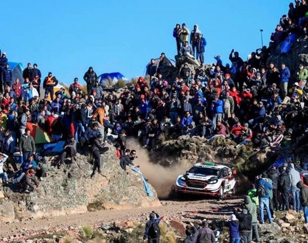 Tragedia en el Rally en Córdoba: murió un espectador y suspendieron la competencia