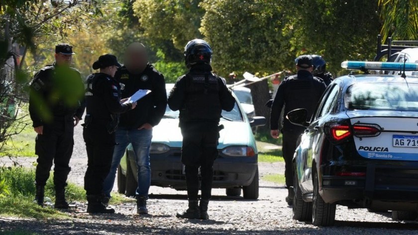 Santa Fe empezó a cobrarles multas millonarias a quienes realizaron amenazas en escuelas