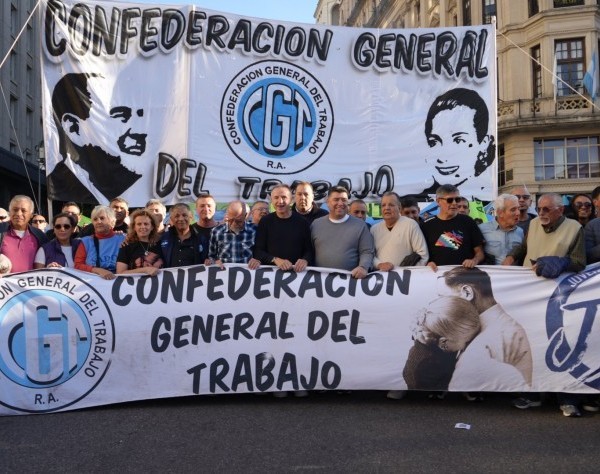 La CGT anunció un plan de acción que concluirá en un paro y una marcha nacional, pero no fijó fechas