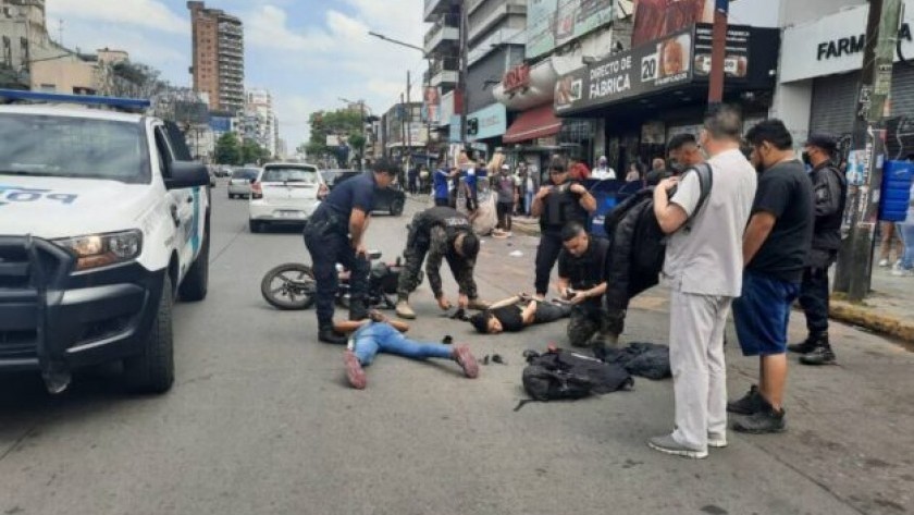 El crimen de un kiosquero detonó en una protesta contra policías y funcionarios