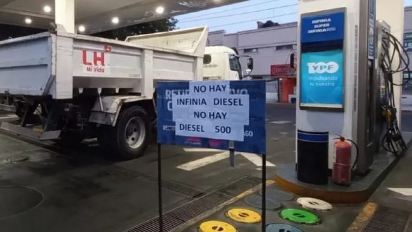 Desabastecimiento: En el norte del país casi no se consigue cargar Diesel