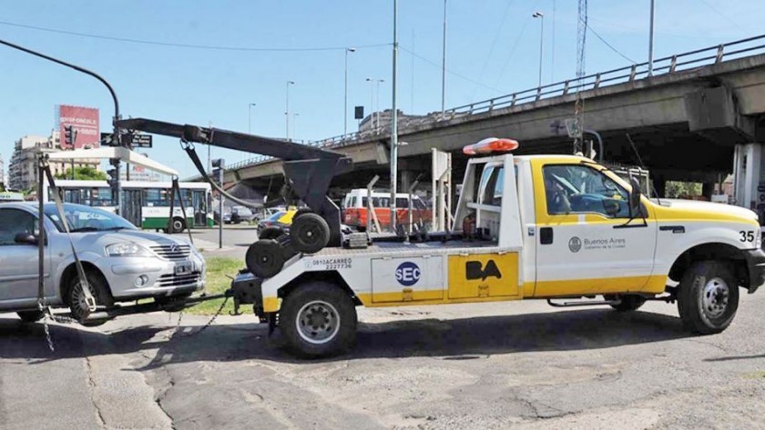 CABA: Las grúas no podrán llevarse autos que no paguen el estacionamiento medido